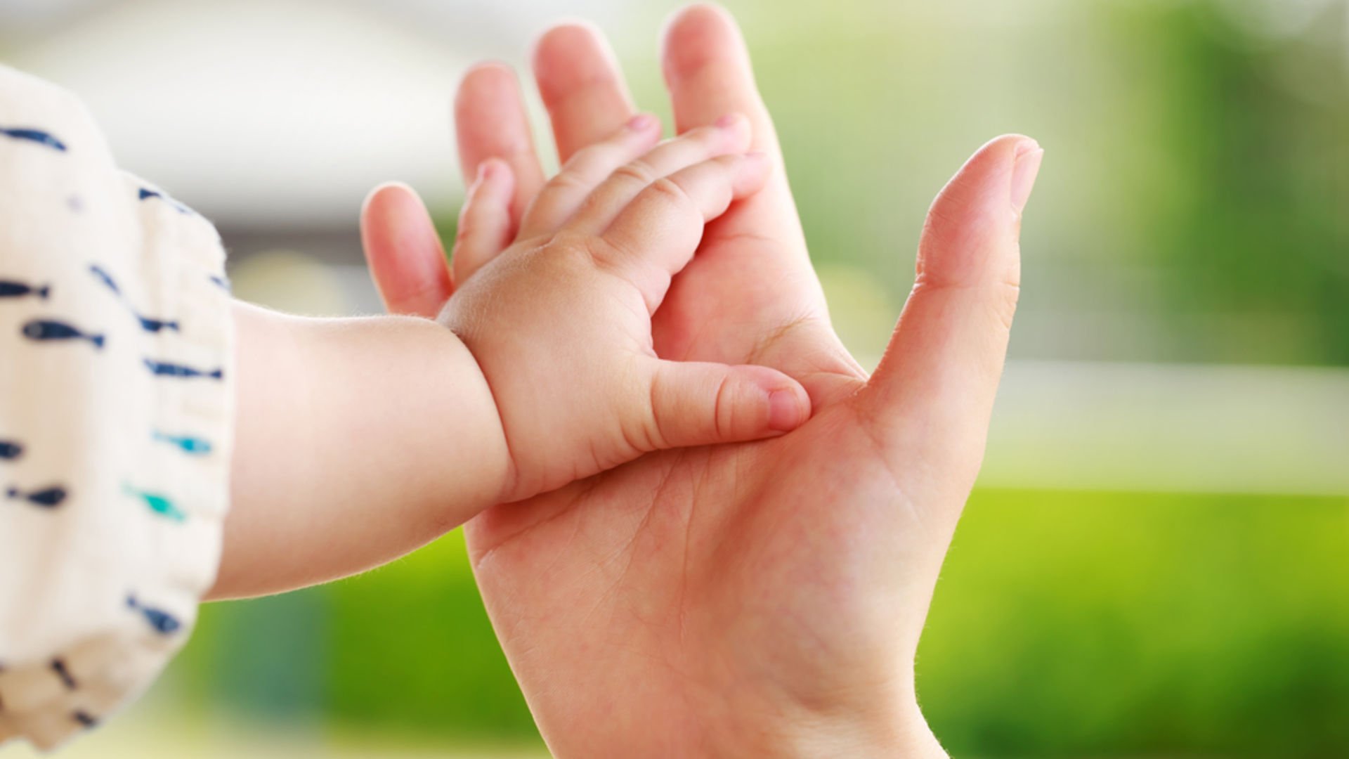 Bebekler için parmak oyunları