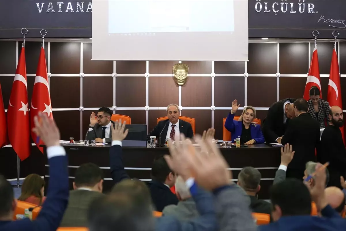 Ferdi Tayfur’un Adı Kepez’deki Bir Parka Verildi