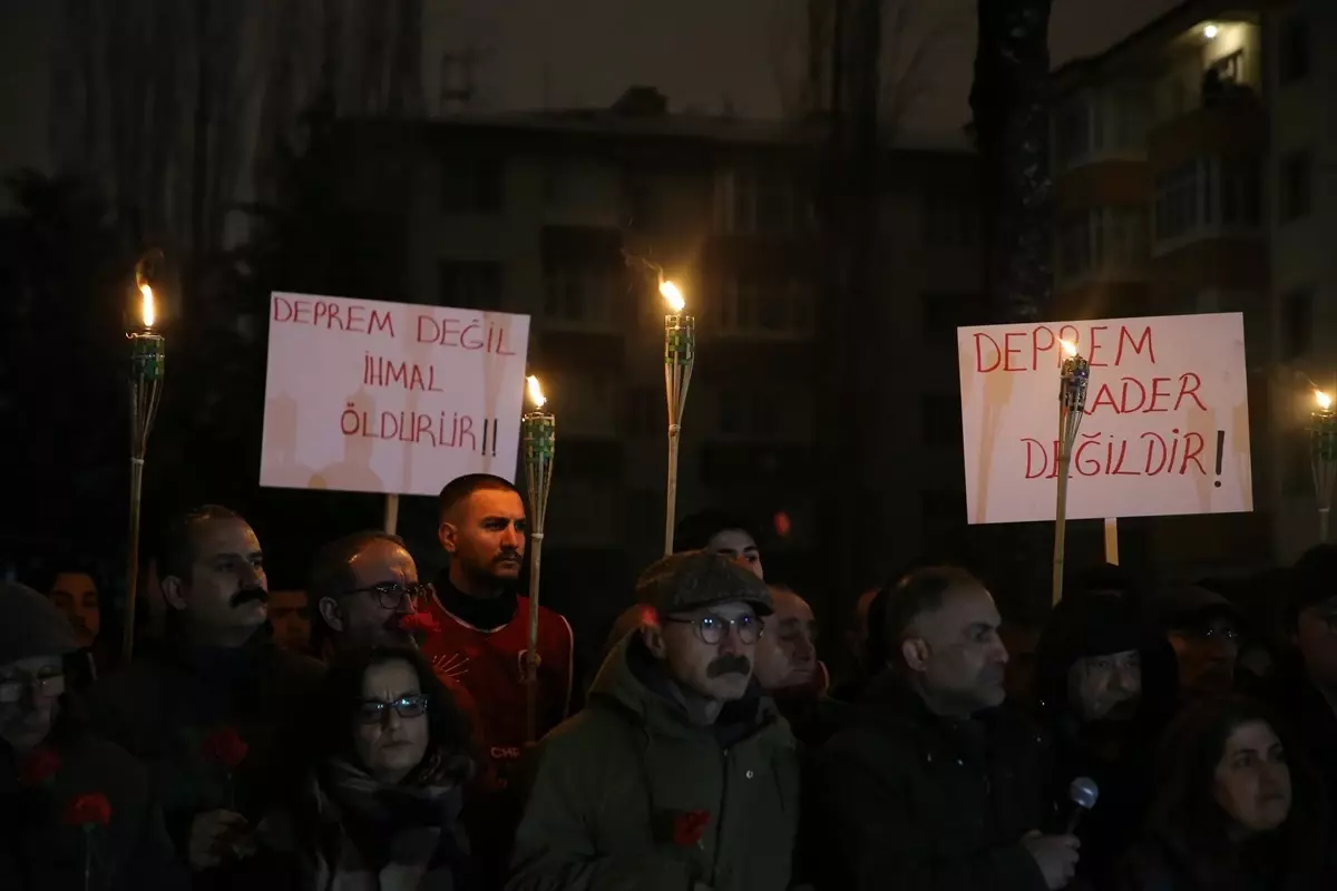 Malatya’da Deprem Anması Düzenlendi