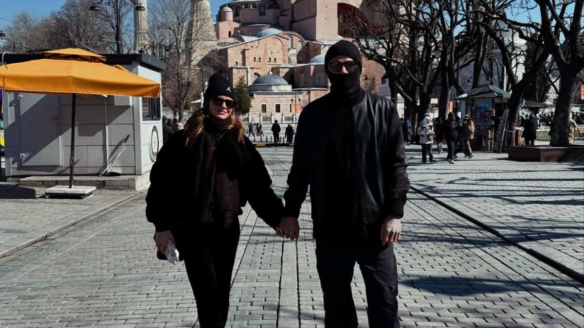 Mauro Icardi yeni sevgilisi China Suarez ile İstanbul’u gezdi! Tarihi yerleri gördüler