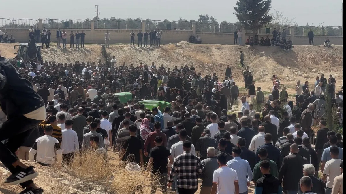 Şanlıurfa Ceylanpınar’da Göçükte hayatını kaybeden 3 işçi toprağa verildi