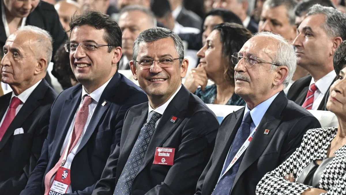 SON DAKİKA… Kemal Kılıçdaroğlu’ndan adaylık açıklaması geldi: Deniz Baykal taktiğini mi uygulayacak?